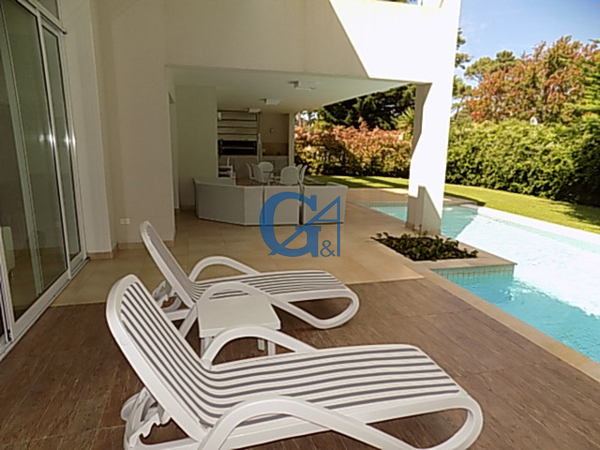 Casa ID.2021 - Casa en Punta del Este, Boulevard Park