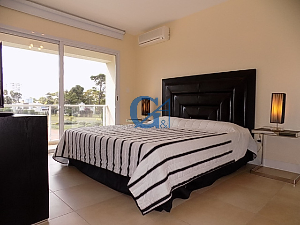 Casa ID.2021 - Casa en Punta del Este, Boulevard Park