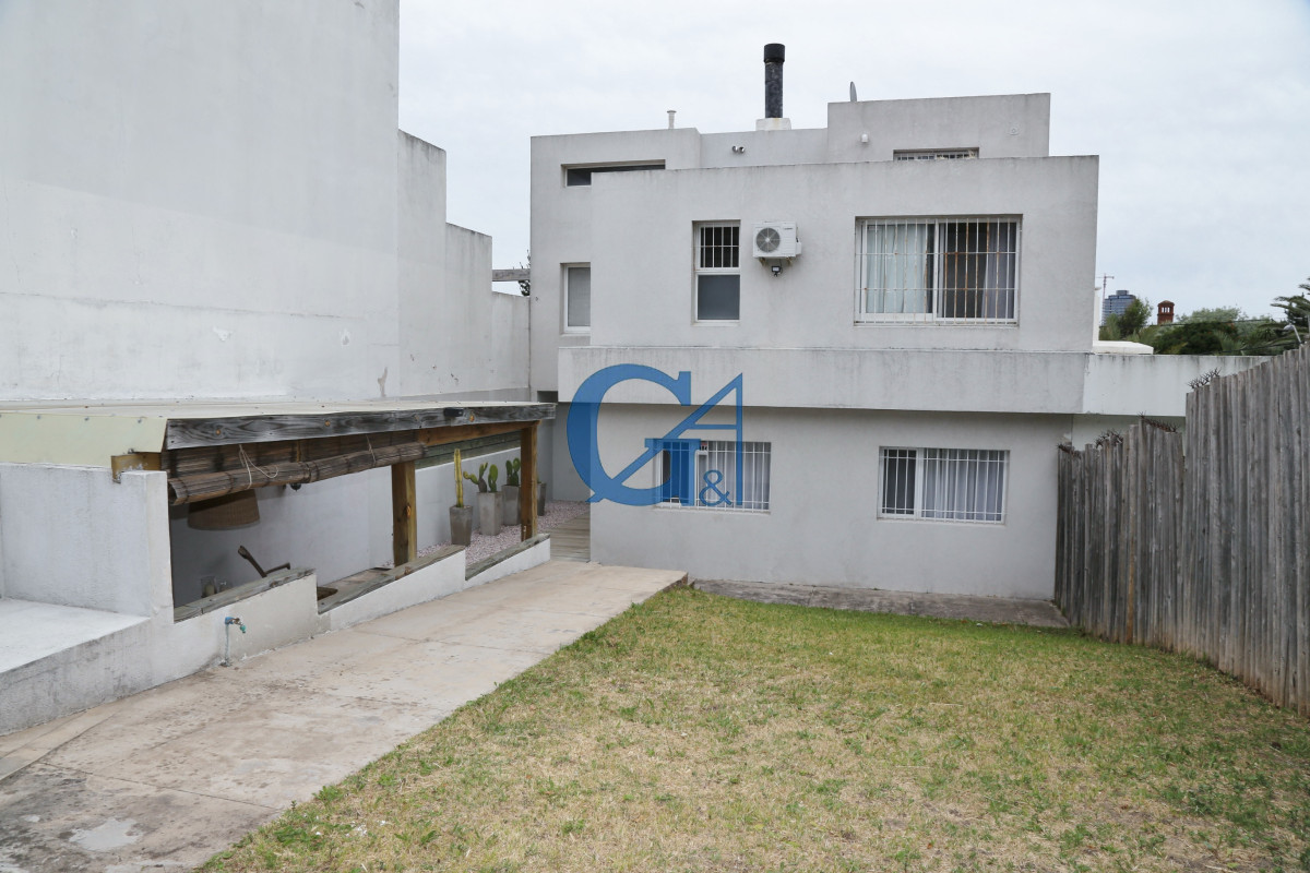Casa ID.205 - Casa en La Barra, La Barra