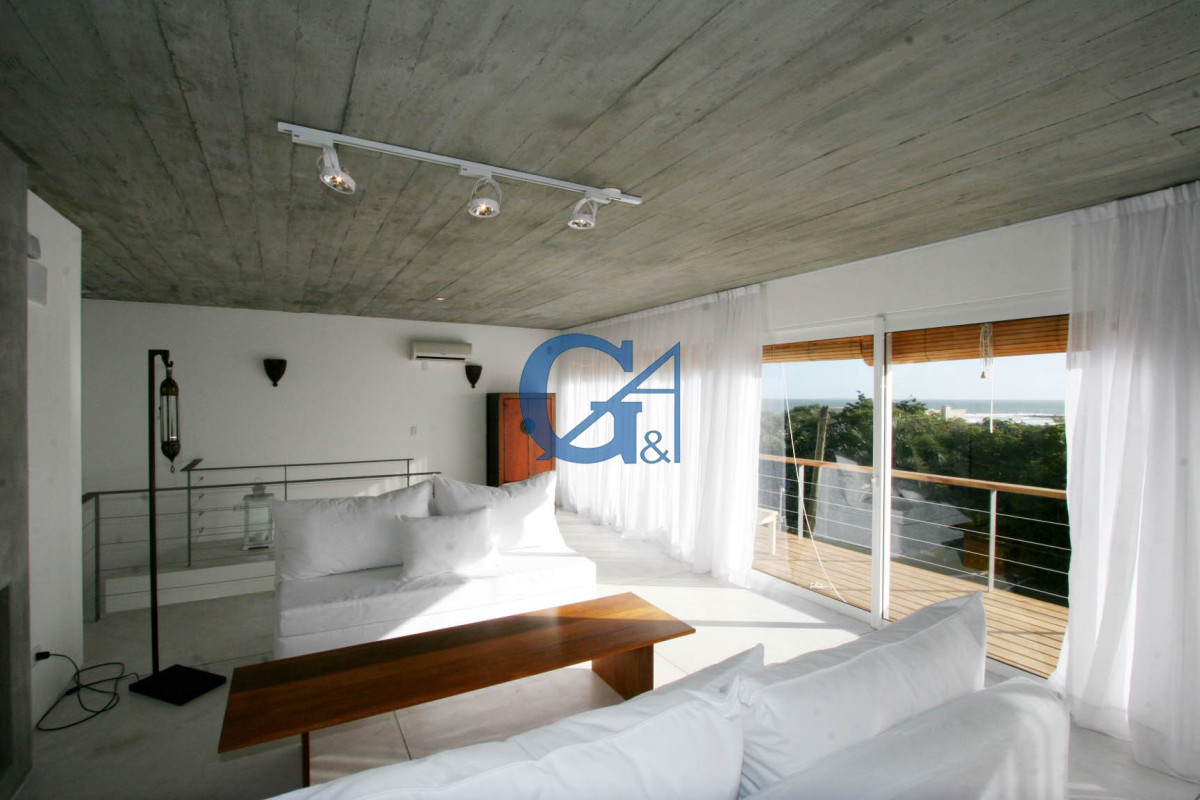 Casa ID.205 - Casa en La Barra, La Barra