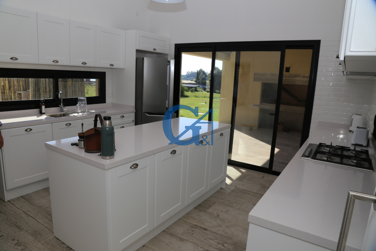 Casa ID.2066 - Casa en Manantiales, Manantiales