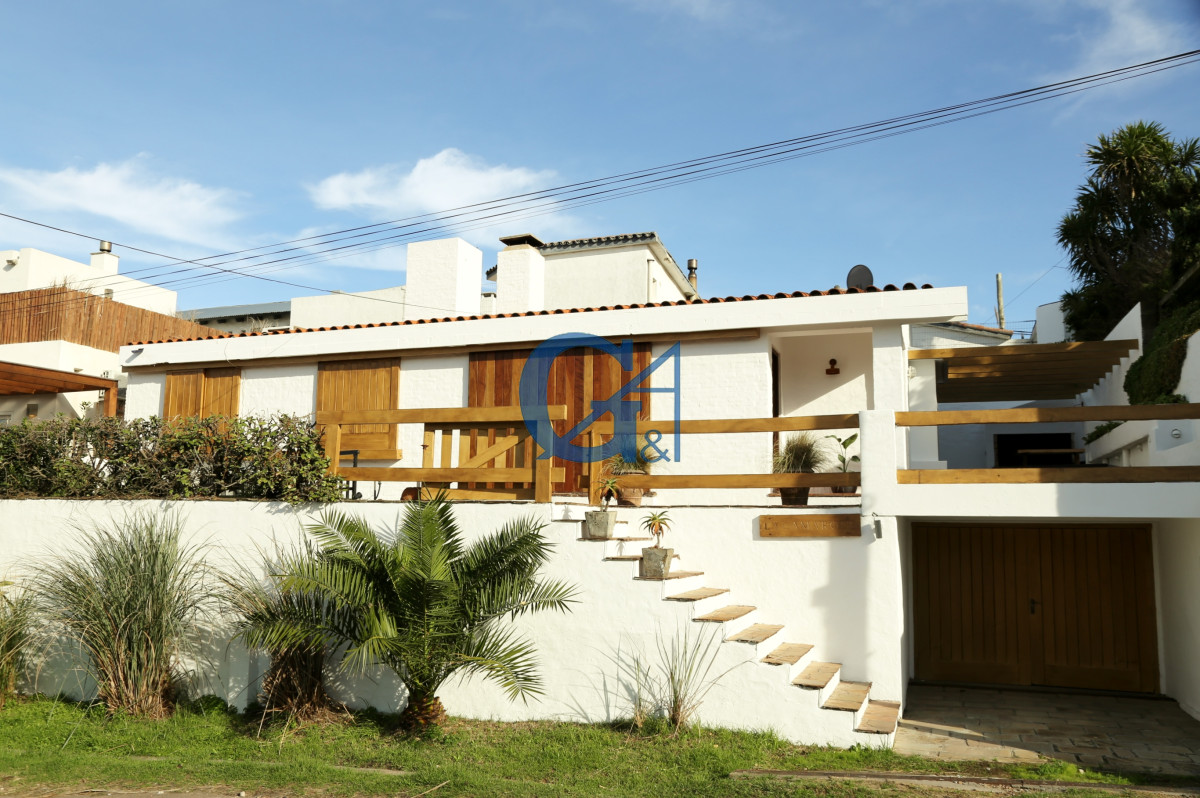 Casa ID.224 - Corazón de La Barra, con Playa La Posta a 30 mts.