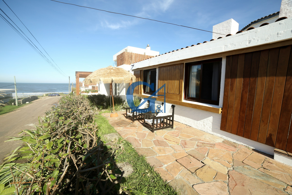 Casa ID.224 - Corazón de La Barra, con Playa La Posta a 30 mts.