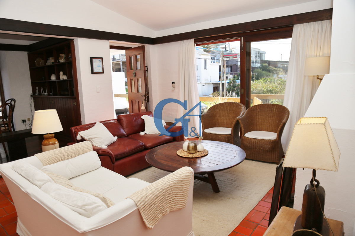 Casa ID.224 - Corazón de La Barra, con Playa La Posta a 30 mts.