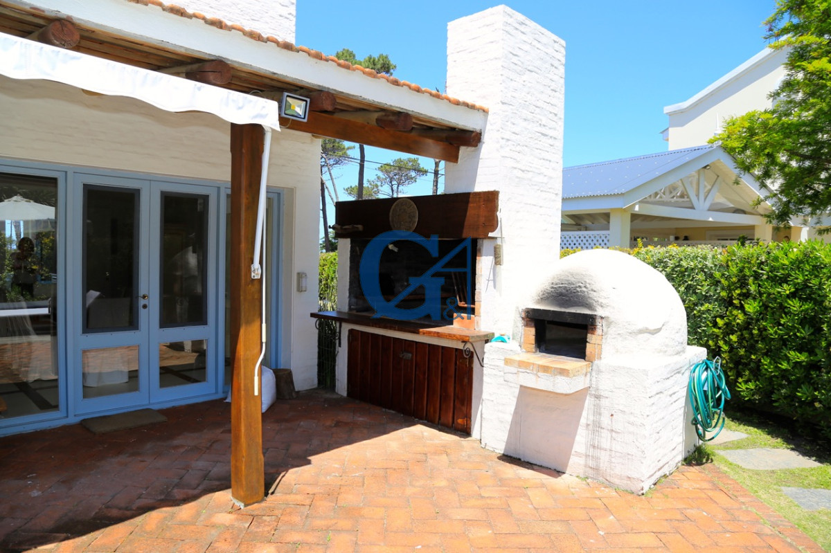 Casa ID.255 - Casa en La Barra, Montoya