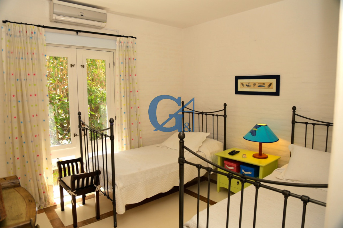 Casa ID.255 - Casa en La Barra, Montoya