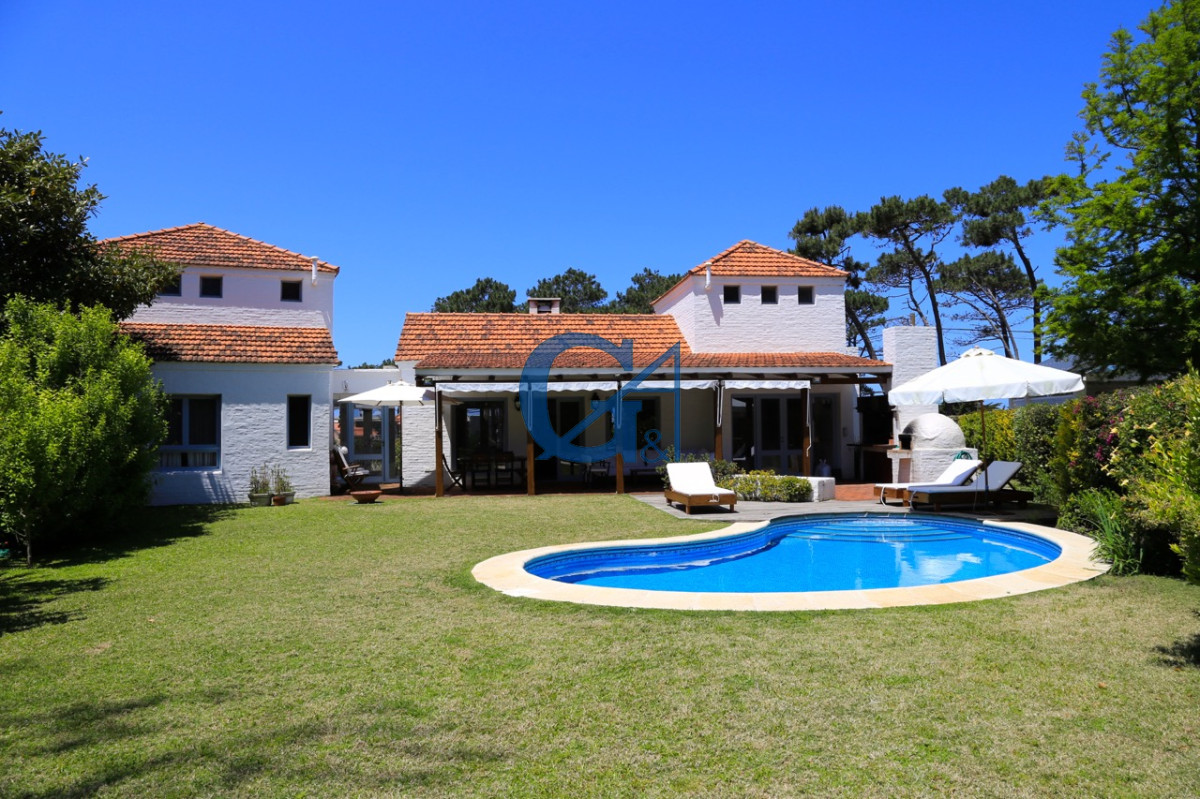 Casa ID.255 - Casa en La Barra, Montoya