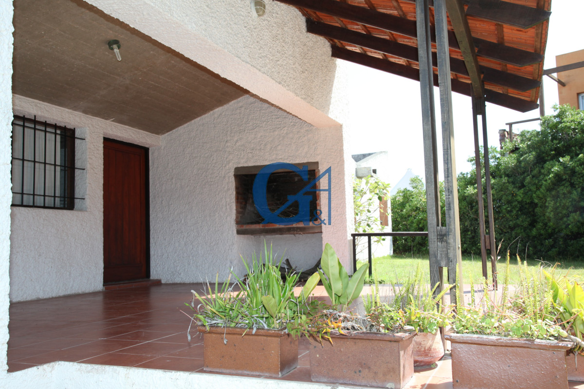 Casa ID.259 - Casa en La Barra, Montoya
