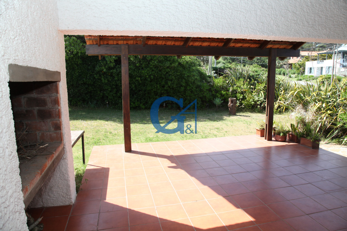Casa ID.259 - Casa en La Barra, Montoya