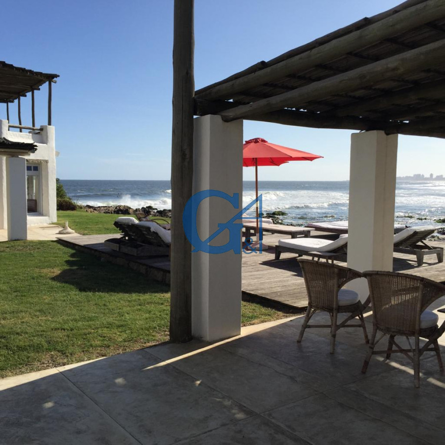 Casa ID.346 - 1ra Fila sobre playa La Posta del Cangrejo