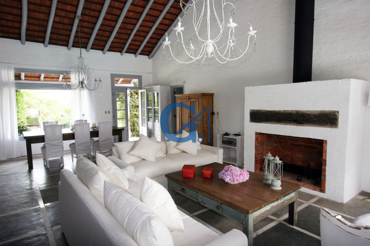 Casa ID.447 - Casa en La Barra, Montoya