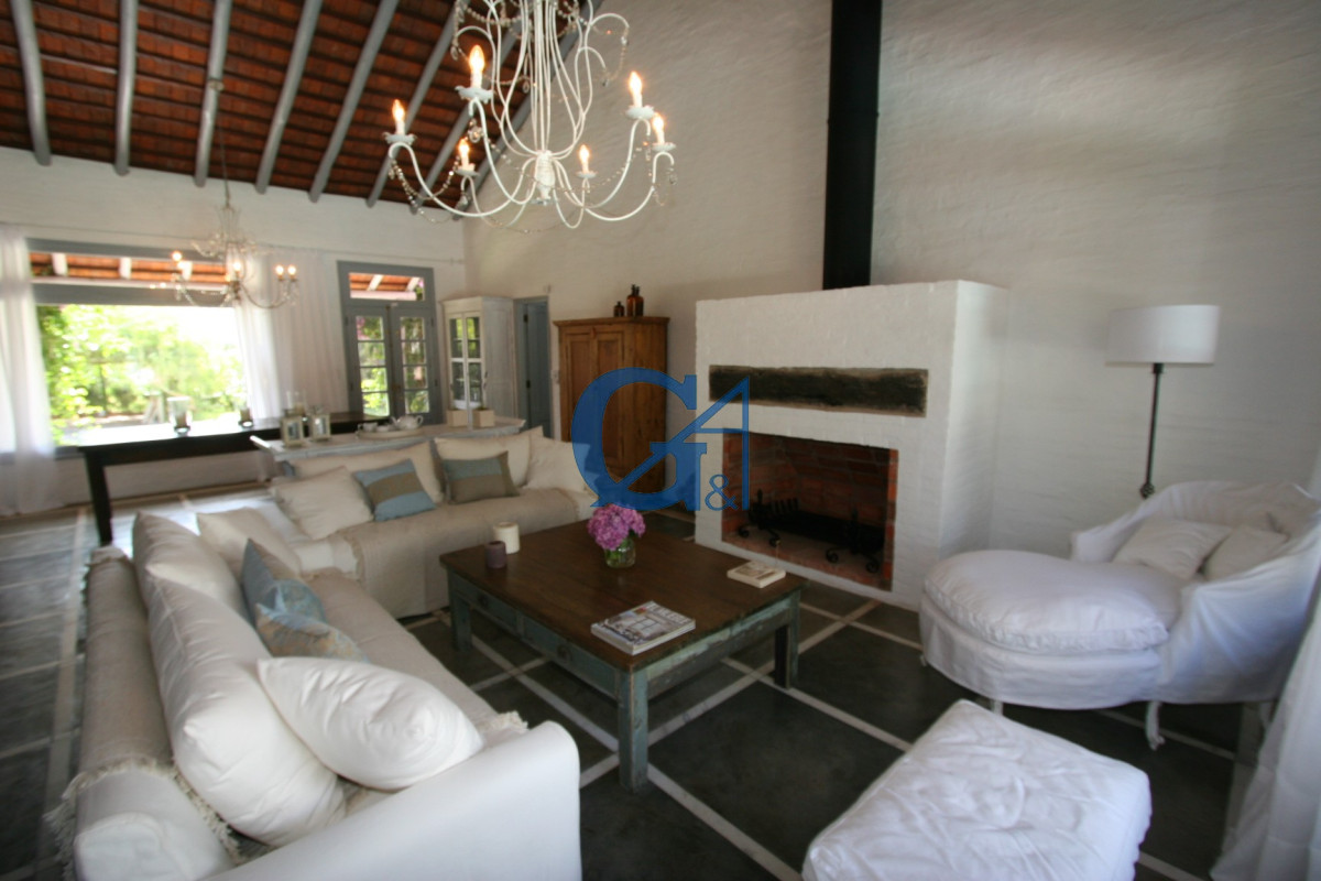 Casa ID.447 - Casa en La Barra, Montoya
