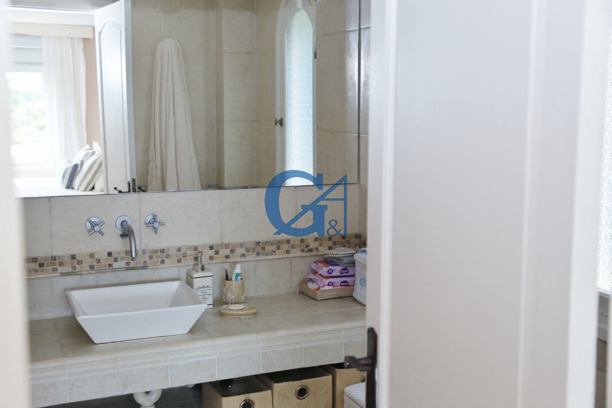 Casa ID.684 - Elegancia y Comodidad a Pasos del Mar