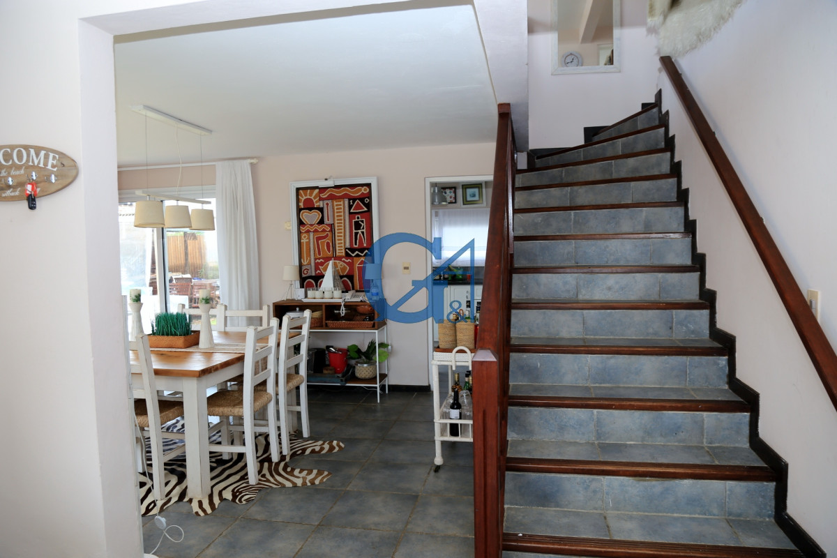 Casa ID.684 - Elegancia y Comodidad a Pasos del Mar