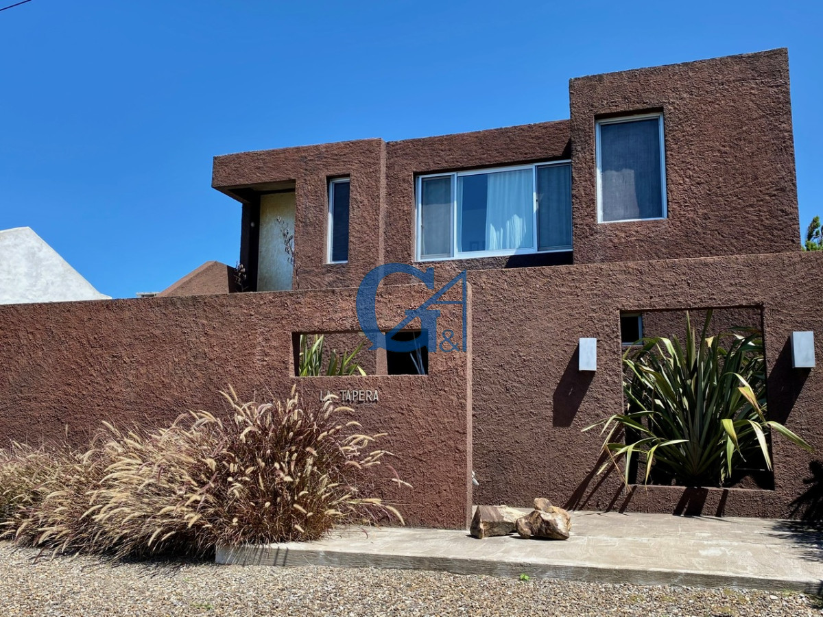 Casa ID.965 - Magnífica propiedad con vista al mar
