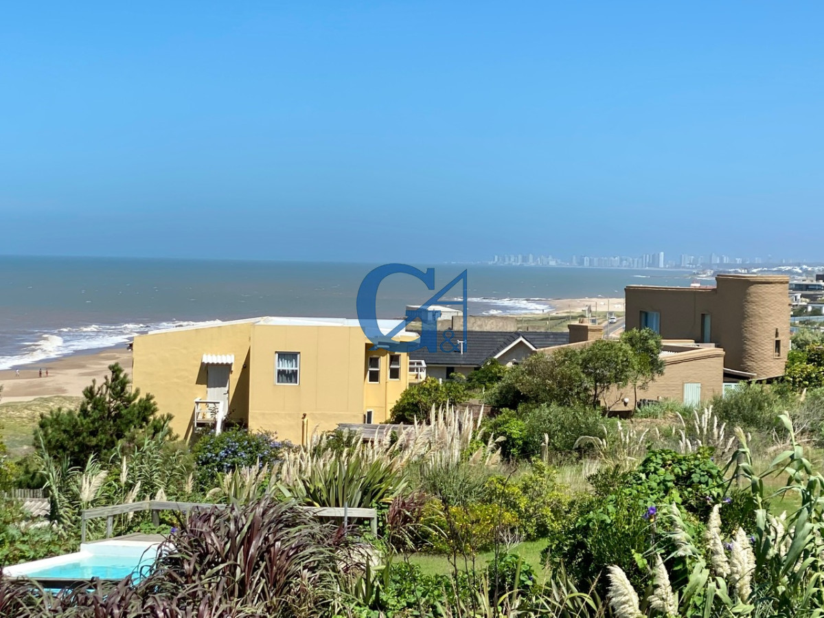 Casa ID.965 - Magnífica propiedad con vista al mar