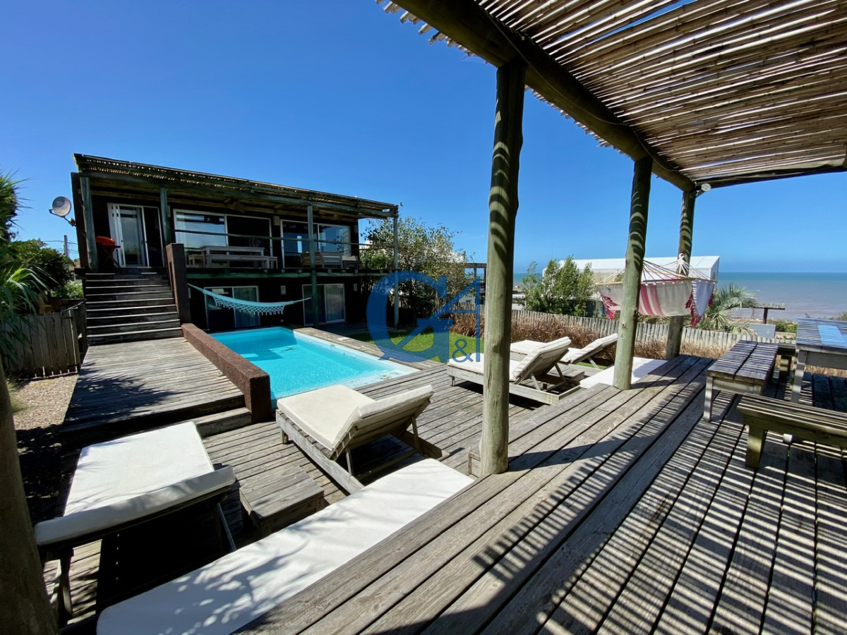 Casa ID.965 - Magnífica propiedad con vista al mar