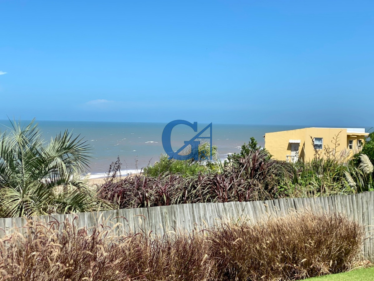 Casa ID.965 - Magnífica propiedad con vista al mar