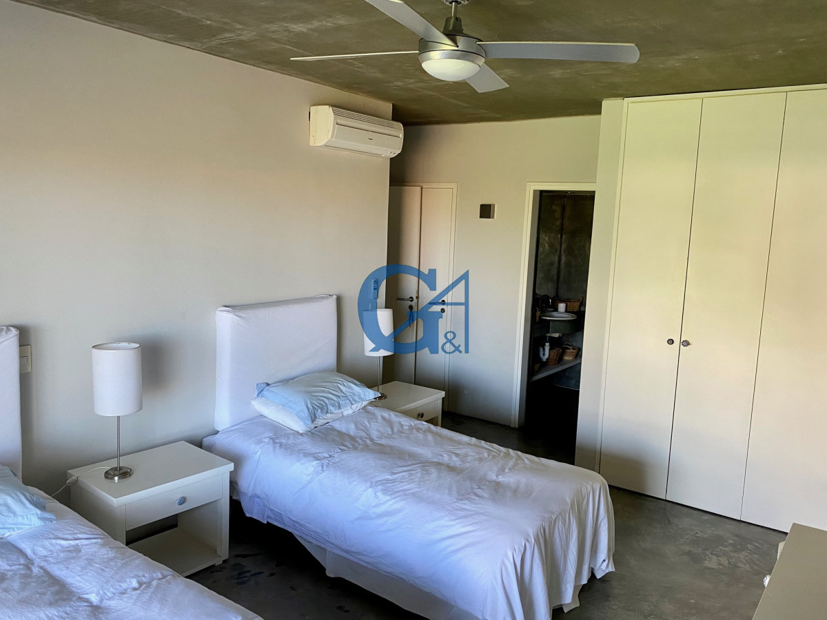 Casa ID.965 - Magnífica propiedad con vista al mar