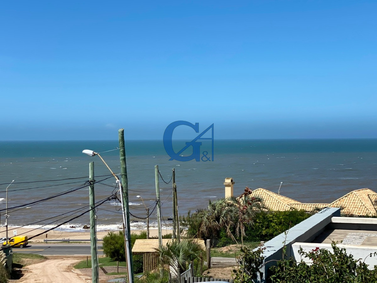 Casa ID.965 - Magnífica propiedad con vista al mar
