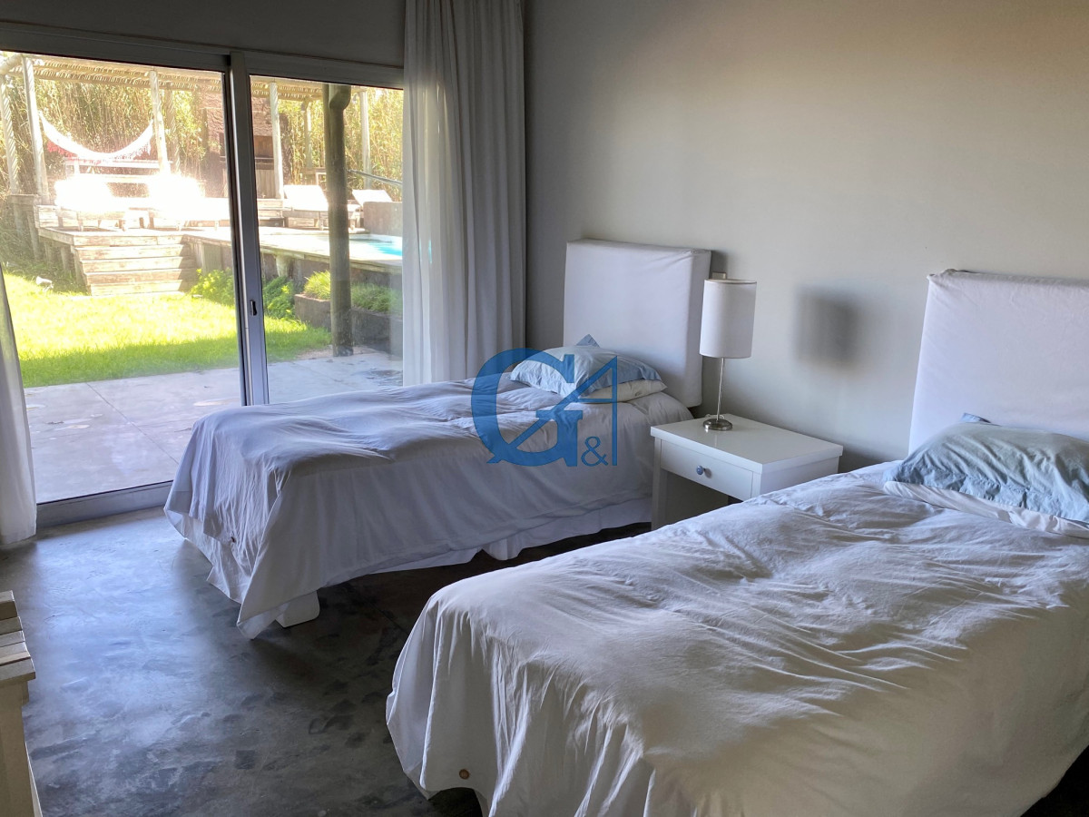 Casa ID.965 - Magnífica propiedad con vista al mar