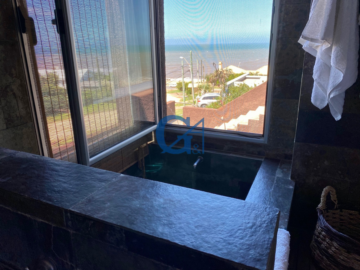 Casa ID.965 - Magnífica propiedad con vista al mar