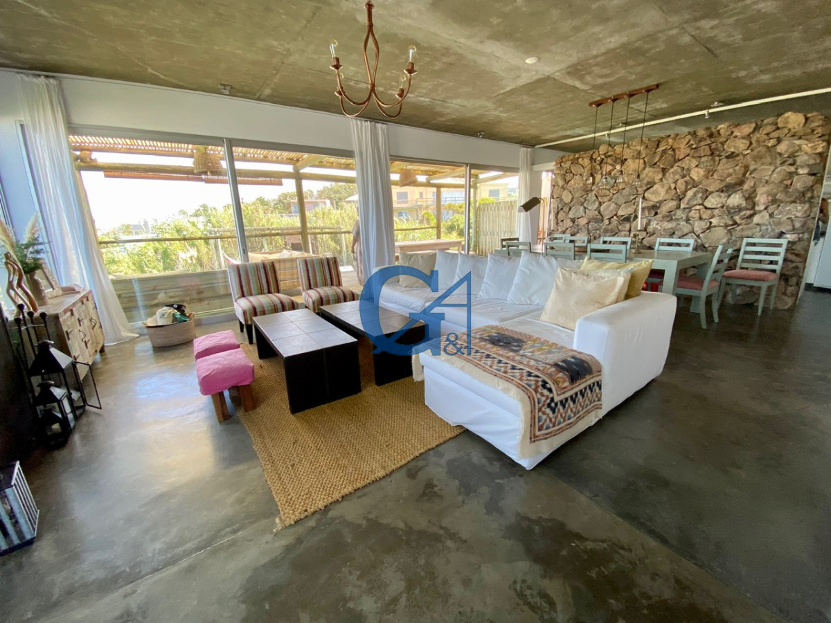 Casa ID.965 - Magnífica propiedad con vista al mar