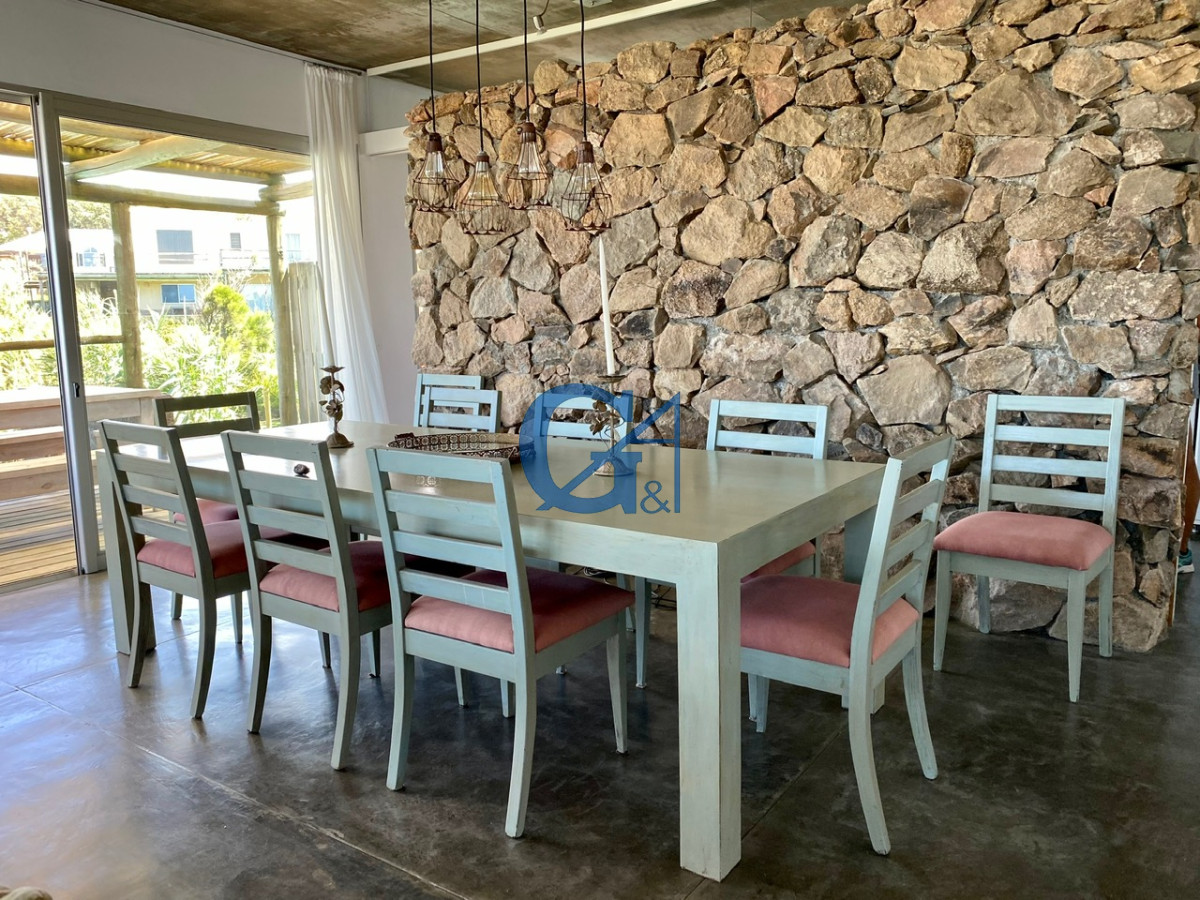 Casa ID.965 - Magnífica propiedad con vista al mar