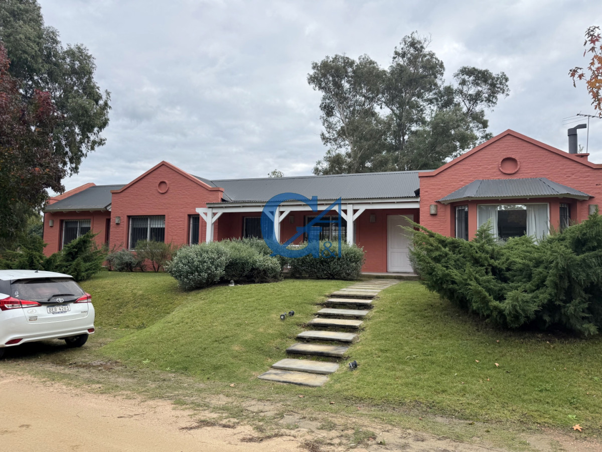 Casa ID.1378 - Elegancia y Confort a Pasos del Mar