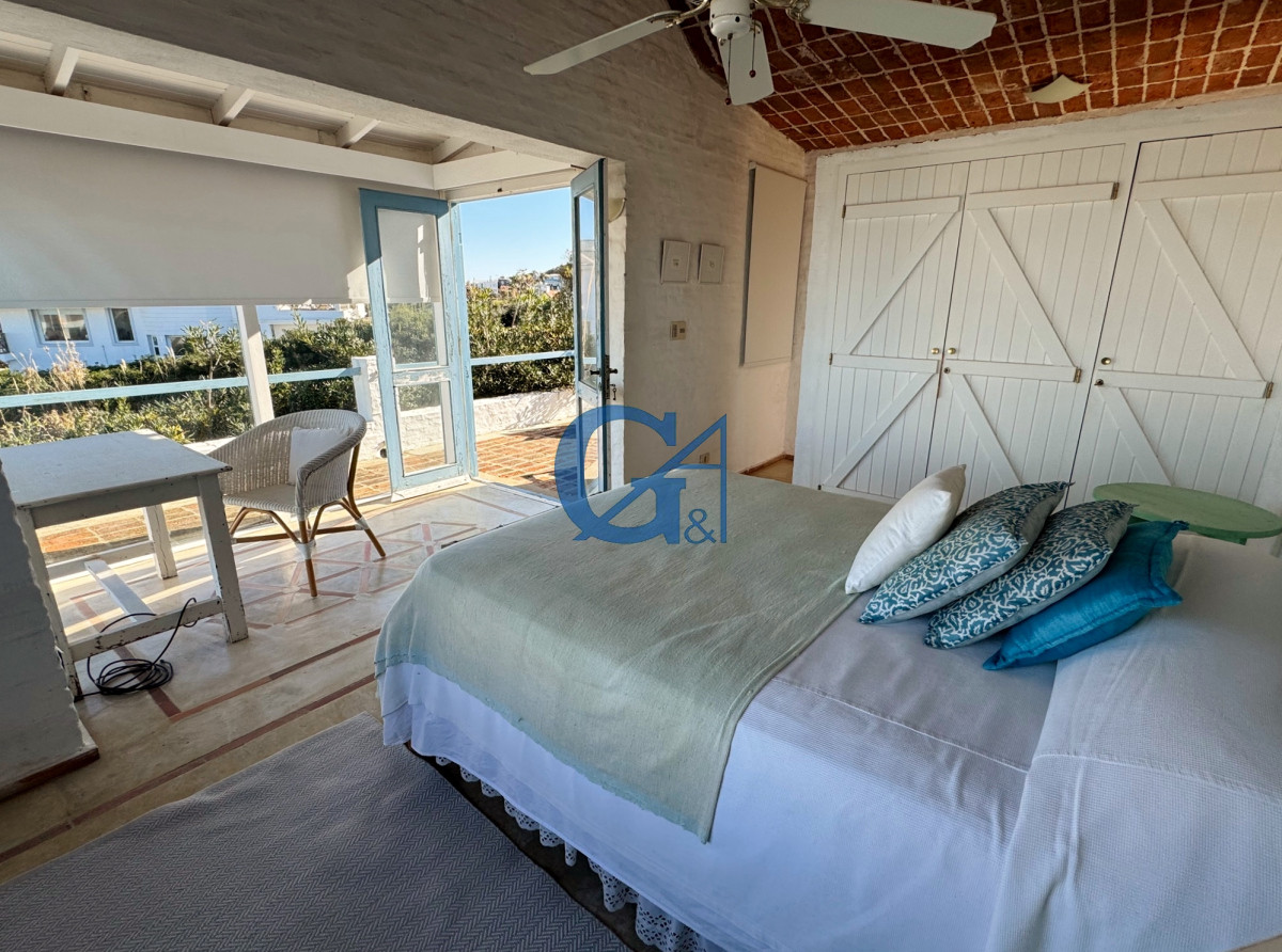 Casa ID.288 - Elegancia y Comodidad a Pasos del Mar