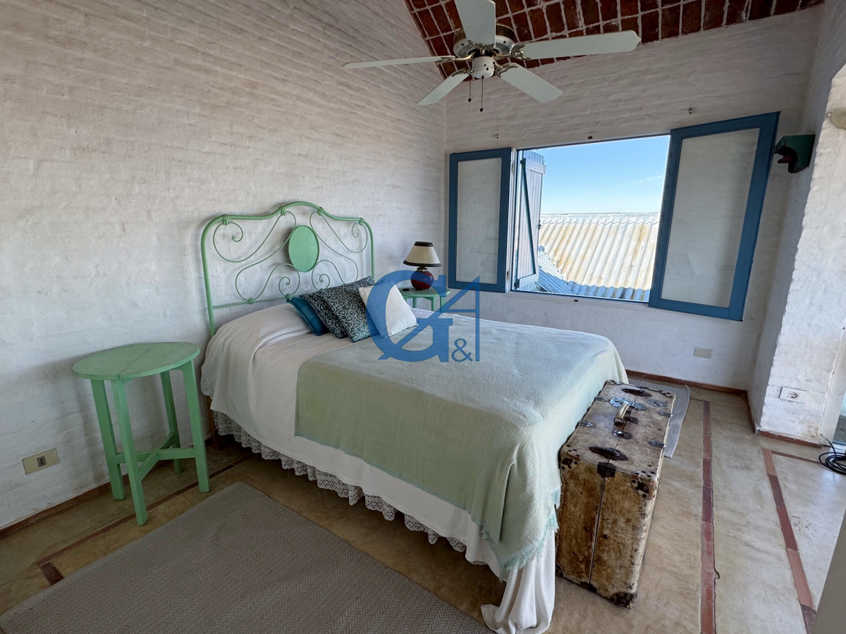Casa ID.288 - Elegancia y Comodidad a Pasos del Mar