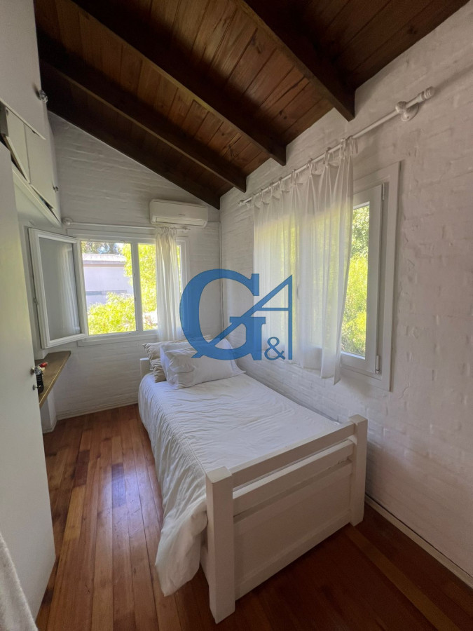 Casa ID.2085 - El Tesoro, a pasos del Mar