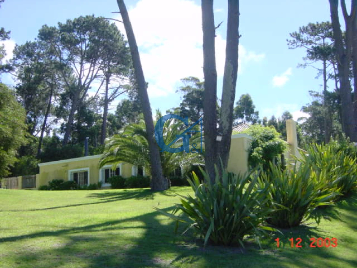 Casa ID.150 - Casa en Punta del Este, Cantegril