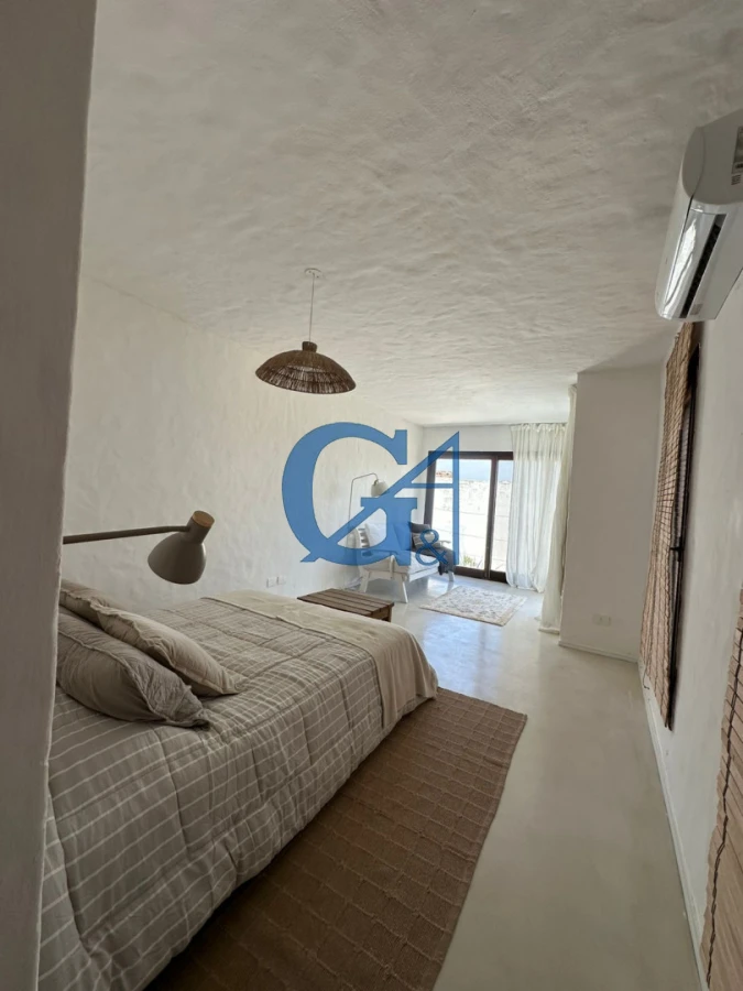 Casa ID.651 - Casa reciclada a nuevo en el corazón de La Barra