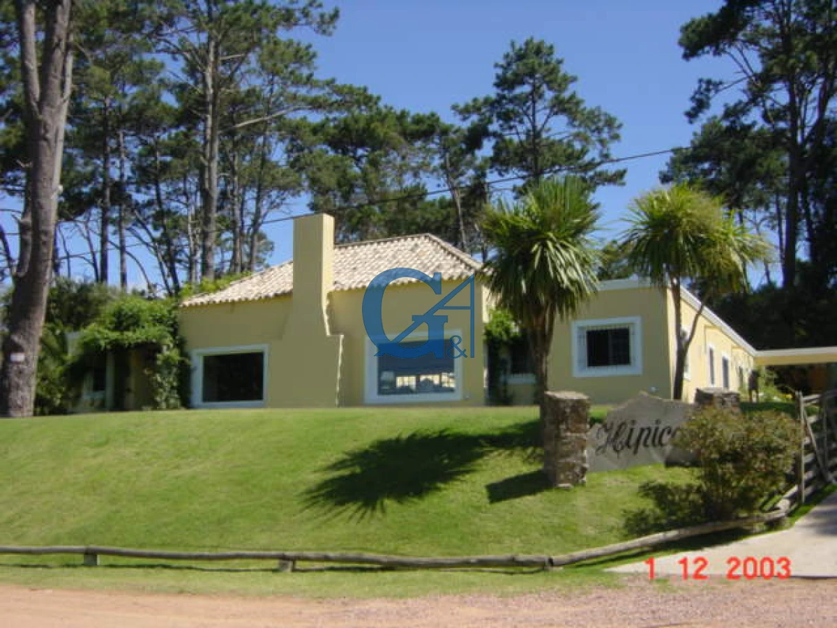 Casa ID.150 - Casa en Punta del Este, Cantegril