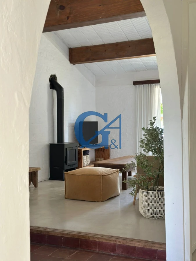 Casa ID.651 - Casa reciclada a nuevo en el corazón de La Barra