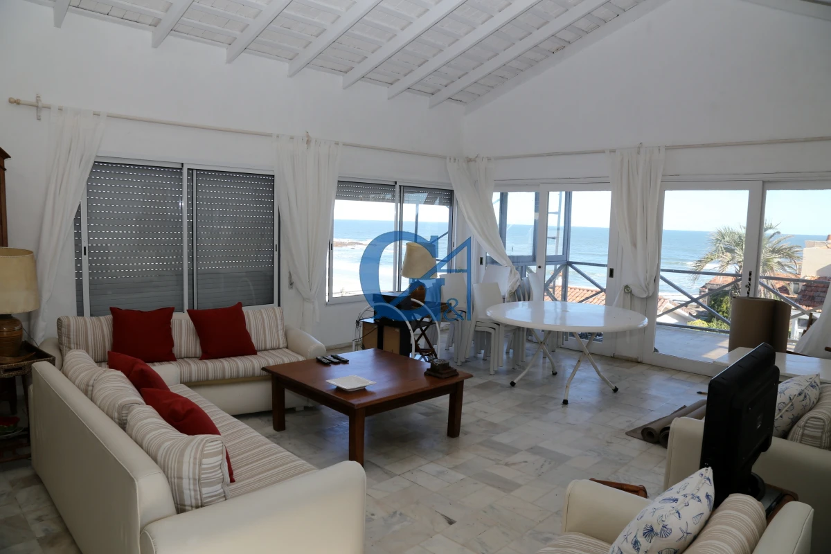 Casa ID.1113 - Casa en La Barra, La Barra