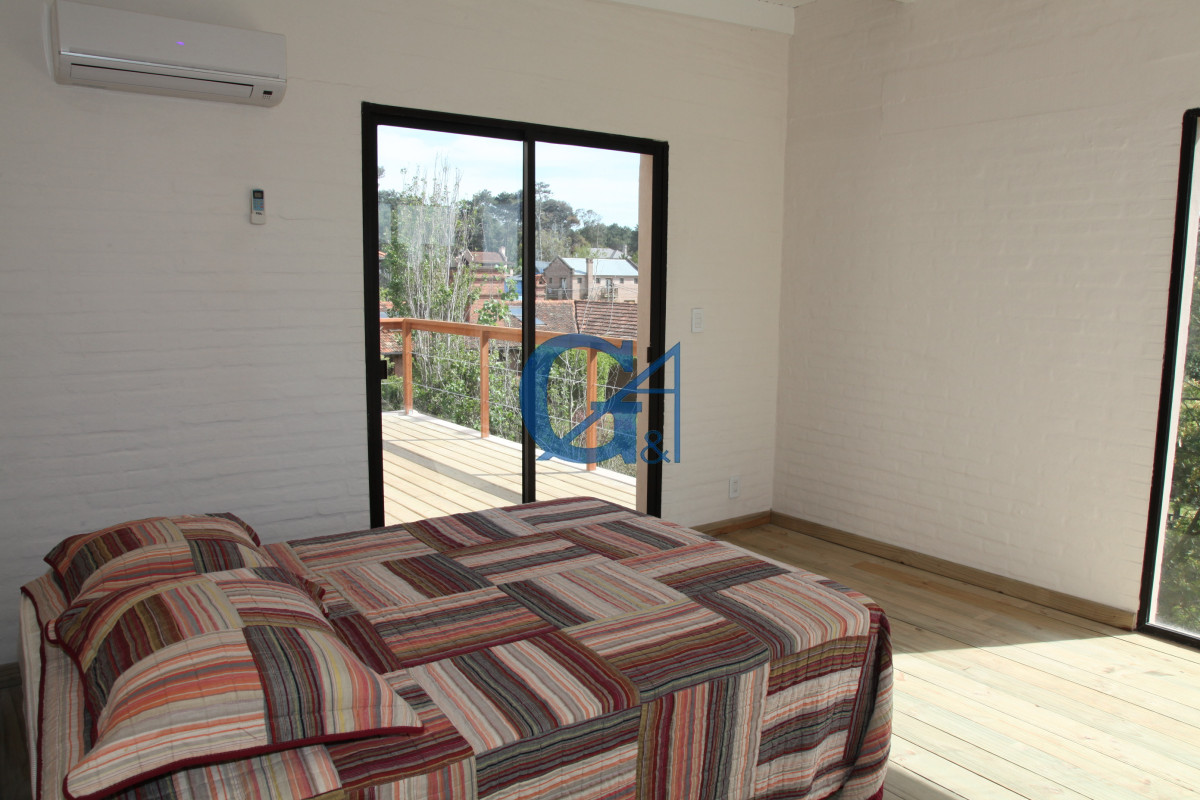 Casa ID.1349 - Casa a Pasos del Mar y el centro de La Barra