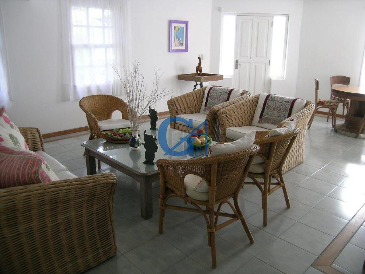 Casa ID.1667 - Casa en La Barra, La Barra