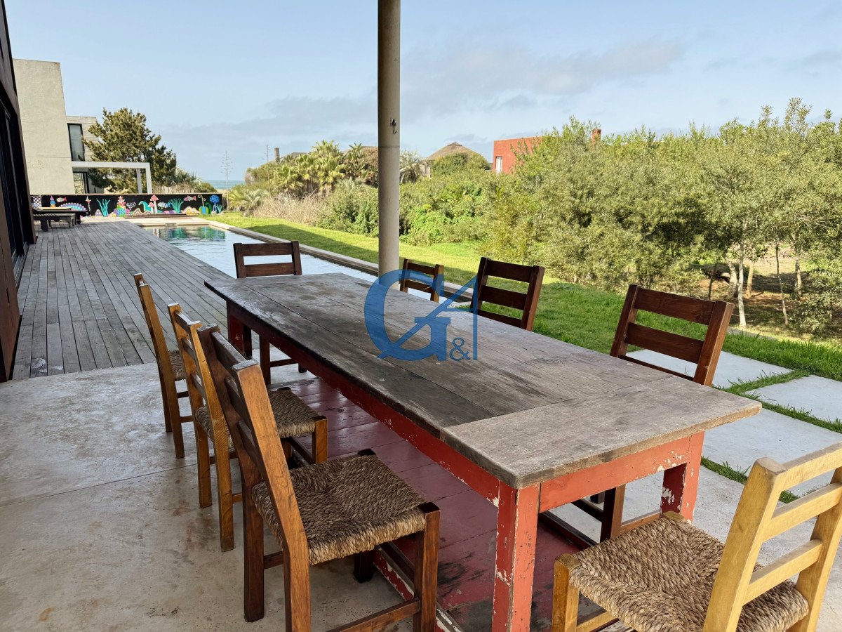 Casa ID.1749 - Casa en Manantiales, Punta Piedras
