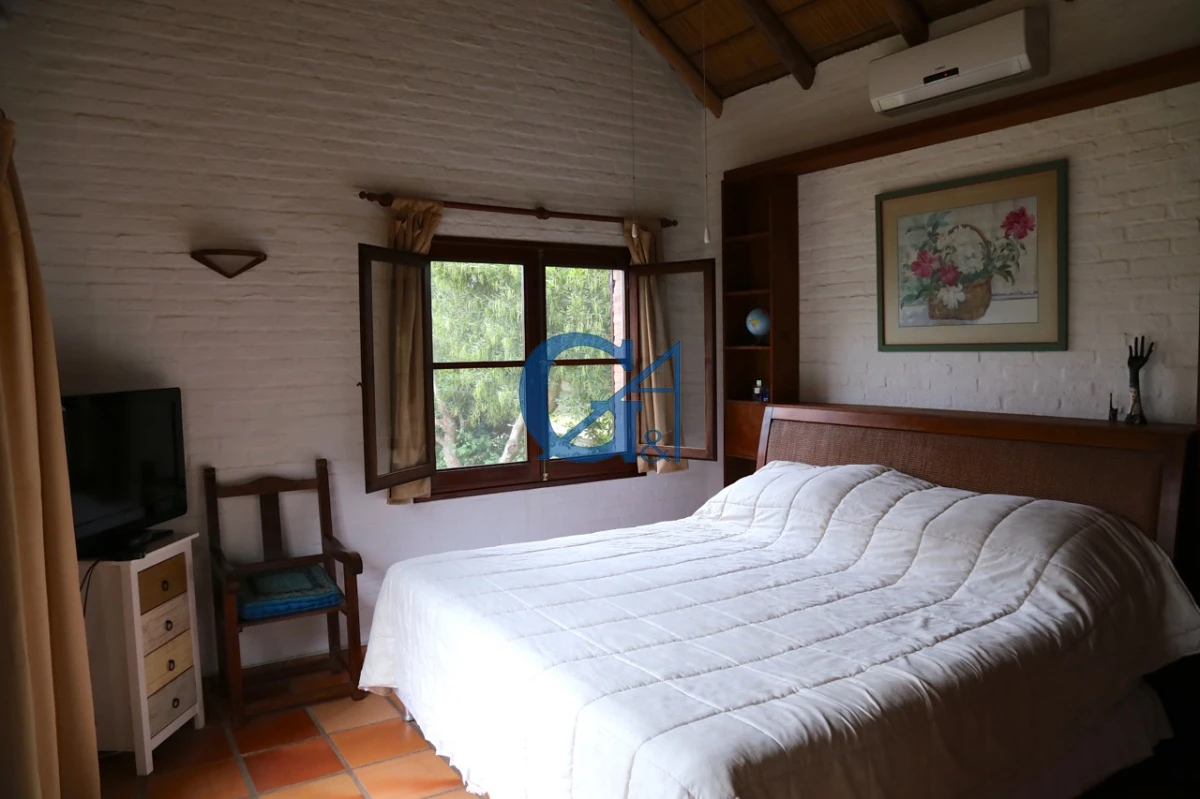 Casa ID.1964 - Montoya: Elegancia y Comodidad a Pasos del Ma