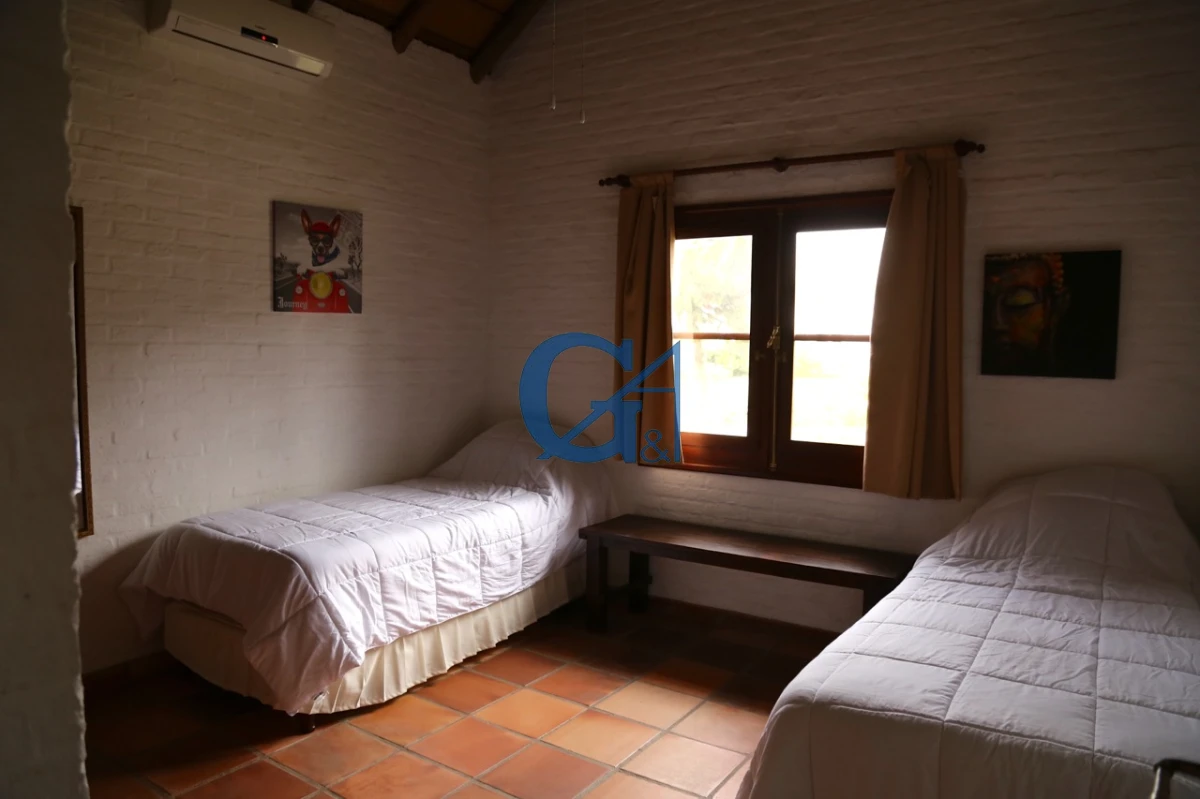 Casa ID.1964 - Montoya: Elegancia y Comodidad a Pasos del Ma