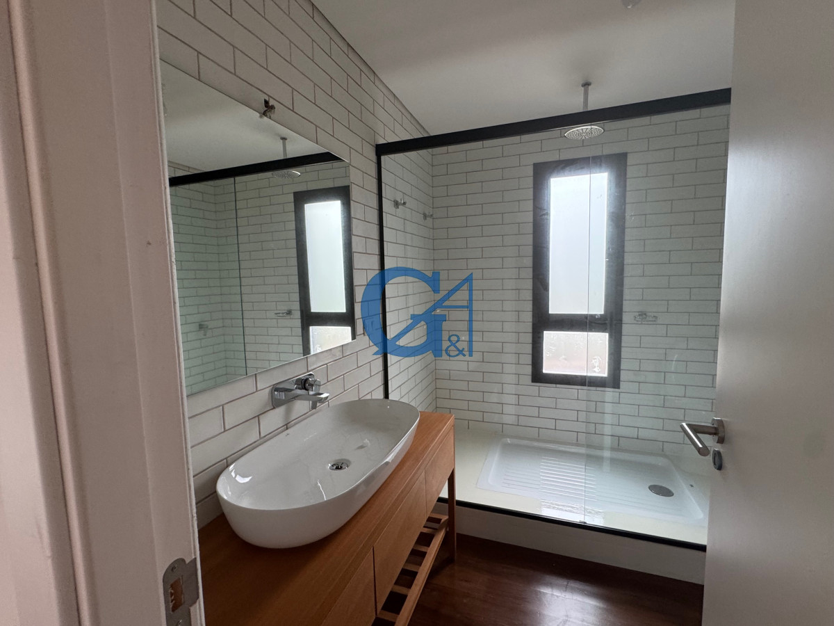 Casa ID.2103 - Casa en La Barra, La Barra