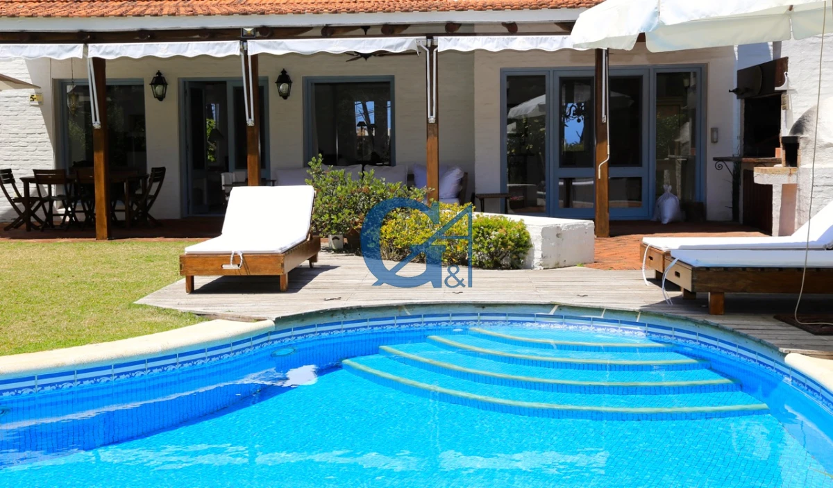Casa ID.255 - Casa en La Barra, Montoya
