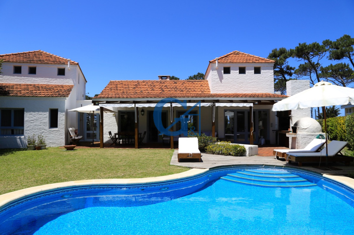 Casa ID.255 - Casa en La Barra, Montoya