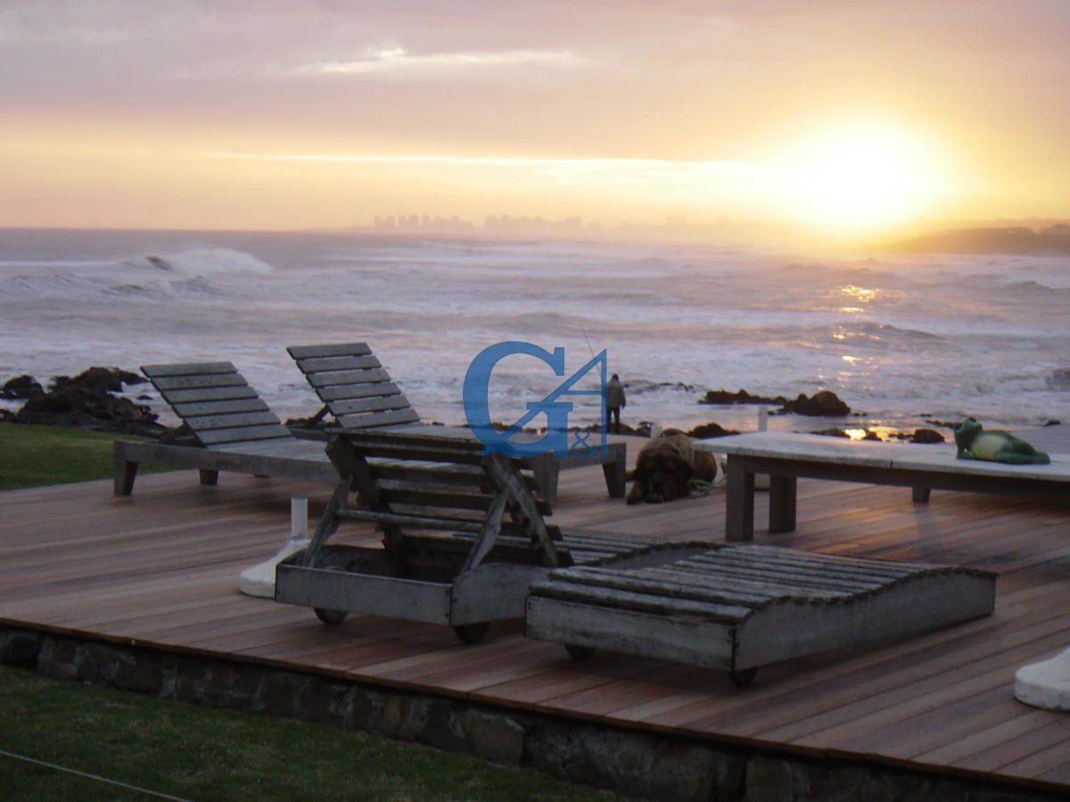 Casa ID.346 - 1ra Fila sobre playa La Posta del Cangrejo