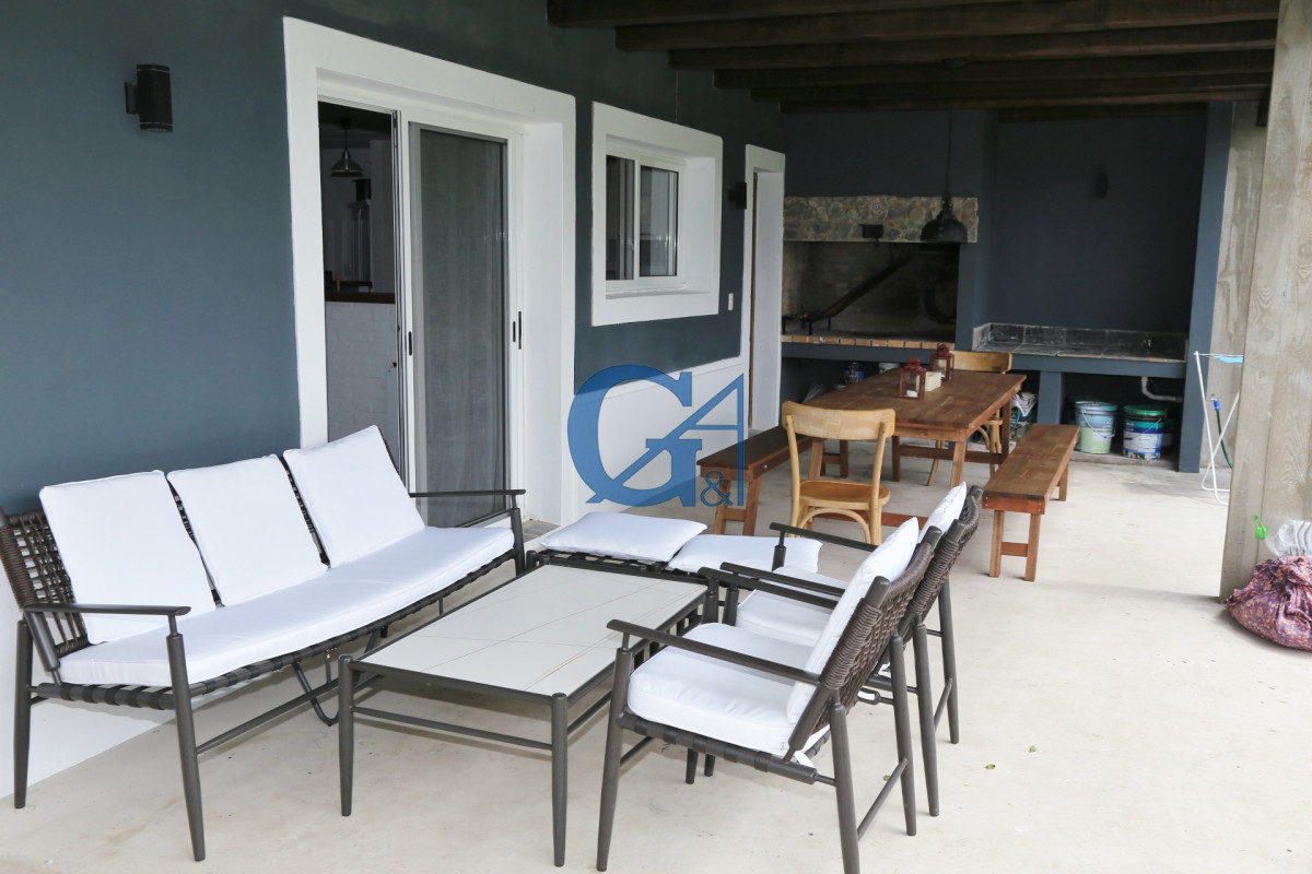 Casa ID.376 - Casa en La Barra, Montoya