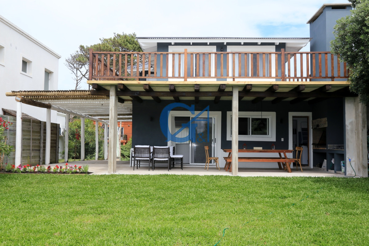 Casa ID.376 - Casa en La Barra, Montoya