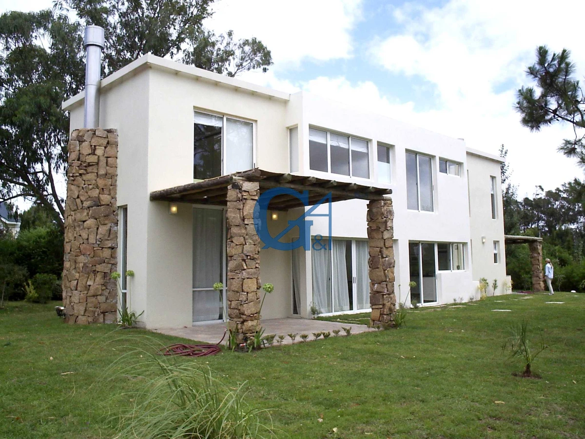 Casa ID.502 - Casa en La Barra, Club de La Barra