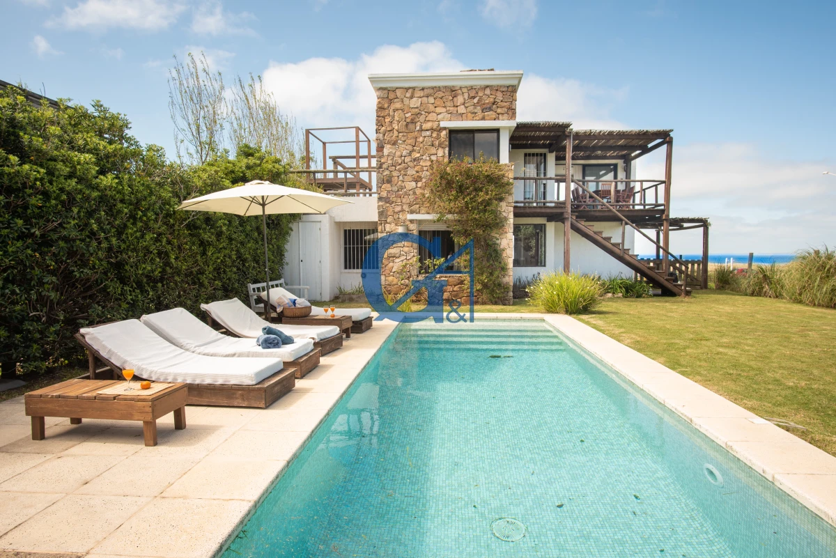 Casa ID.530 - Frente a la playa El Chorro